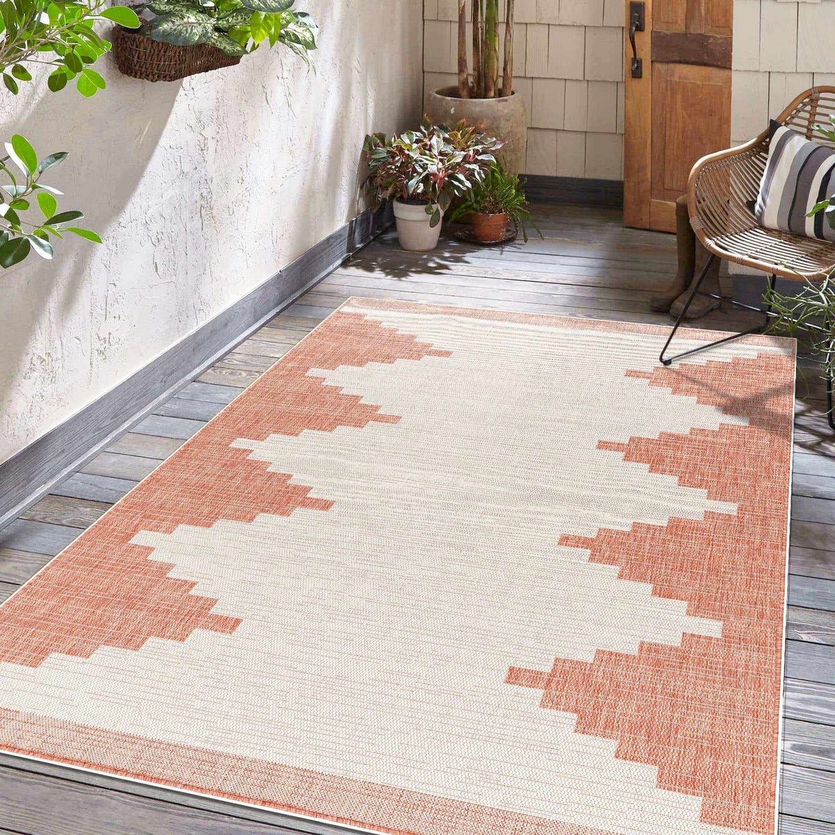 Djugun Peach Fuzz Indoor & Outdoor Area Rug